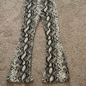 Comfortable snake skin flare pants